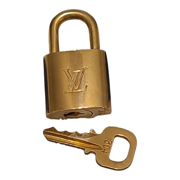 **** SOLD ****** - Picture 1 of 3